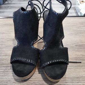 Just Fab Margie suede sandals black women's size 8